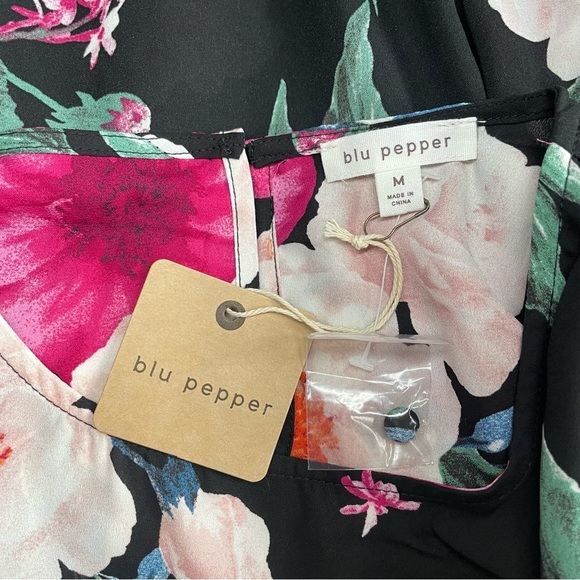 Gorgeous Blu Pepper Black Floral Chiffon Blouse Drop Sleeves - Picture 3 of 9
